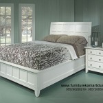 Model Furniture Tempat Tidur Duco Putih Jepara FKT-K 449